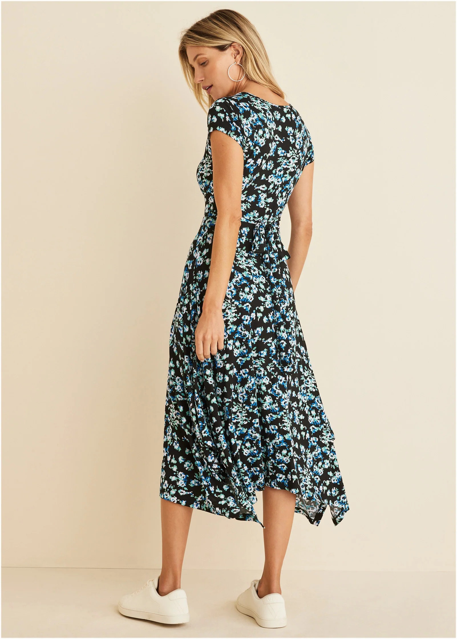 Floral Printed Dress - Black & Blue