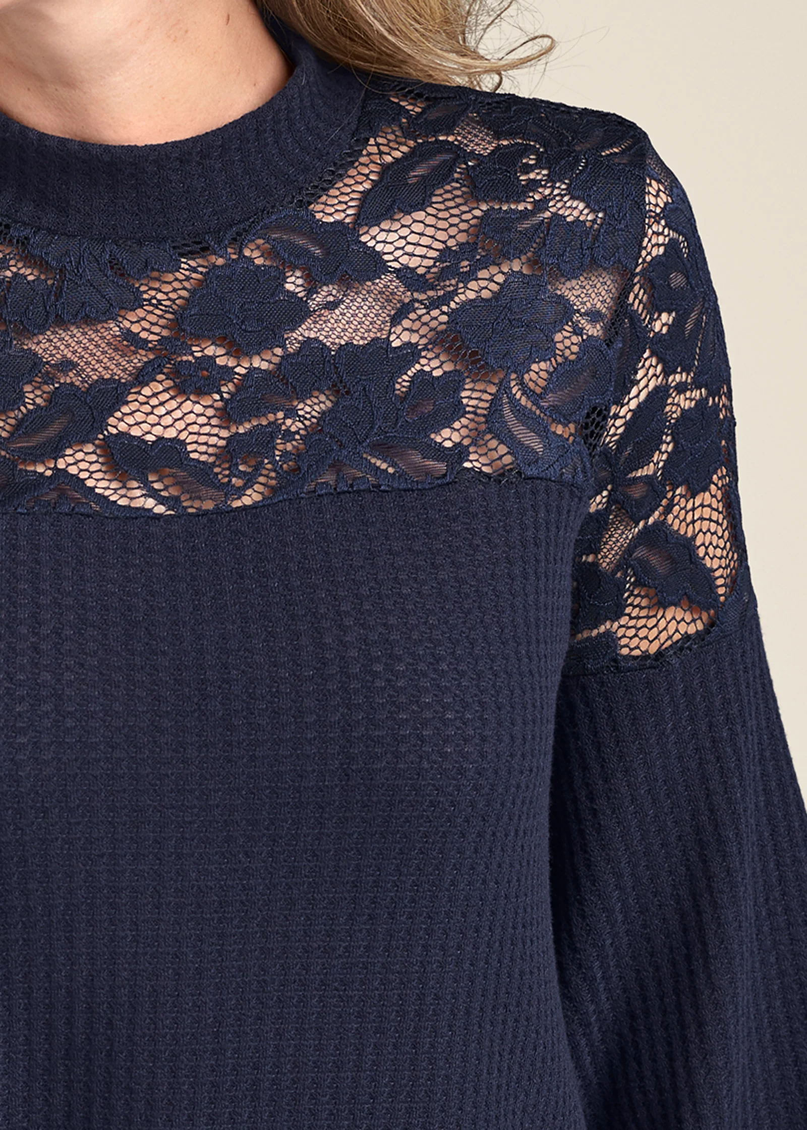 Waffle mock-neck lace top - Navy