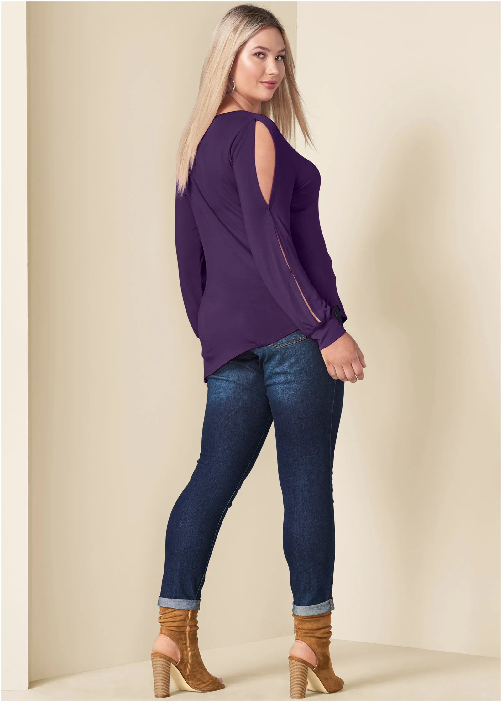 V-neck cold-shoulder top - Dark Purple