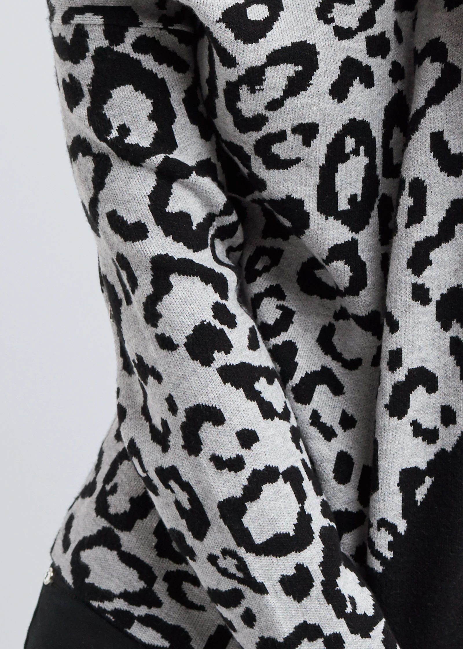 Leoprd print one shoulder sweater - Grey & Black