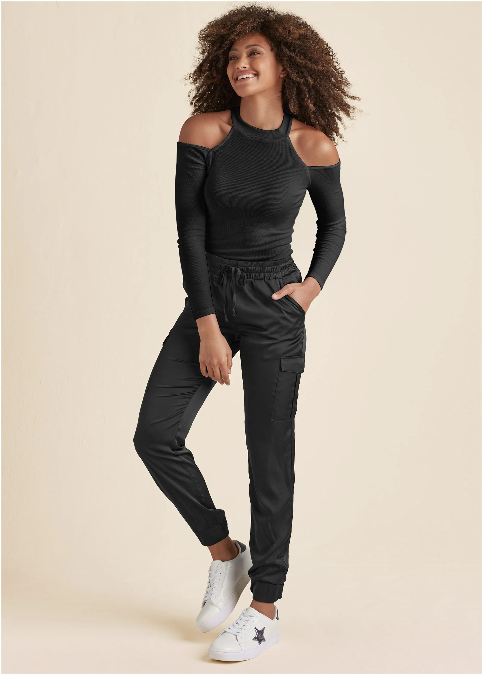 Ribbed cold shoulder top - Black