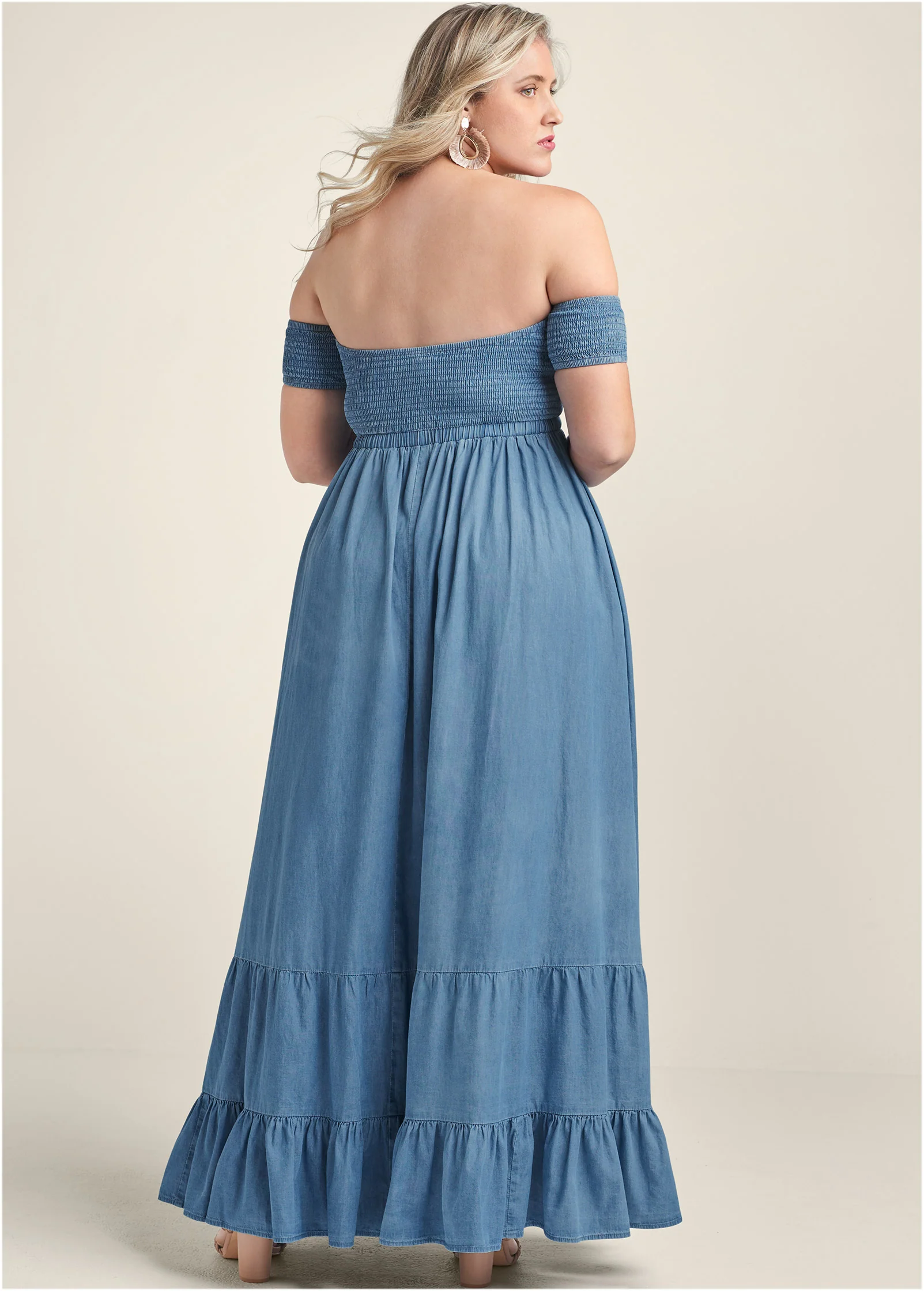 Off-the-shoulder maxi dress - Medium Wash