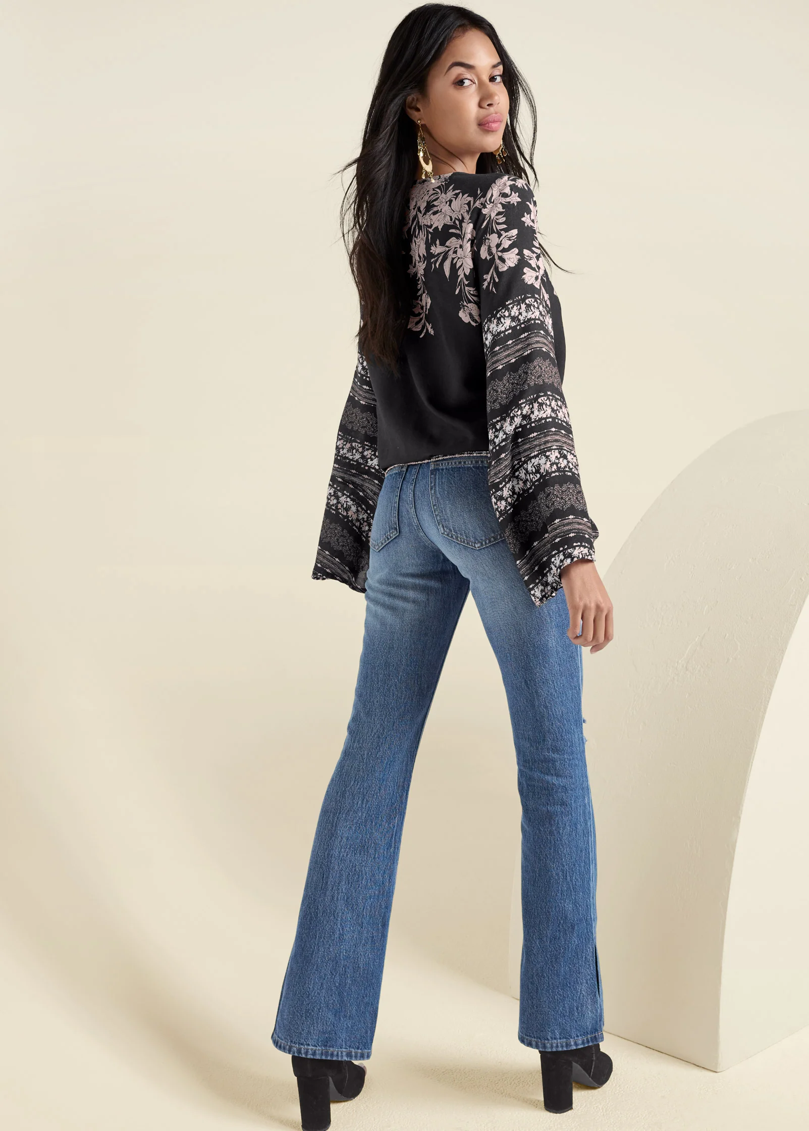 Bell sleeve print wrap top - Black Multi