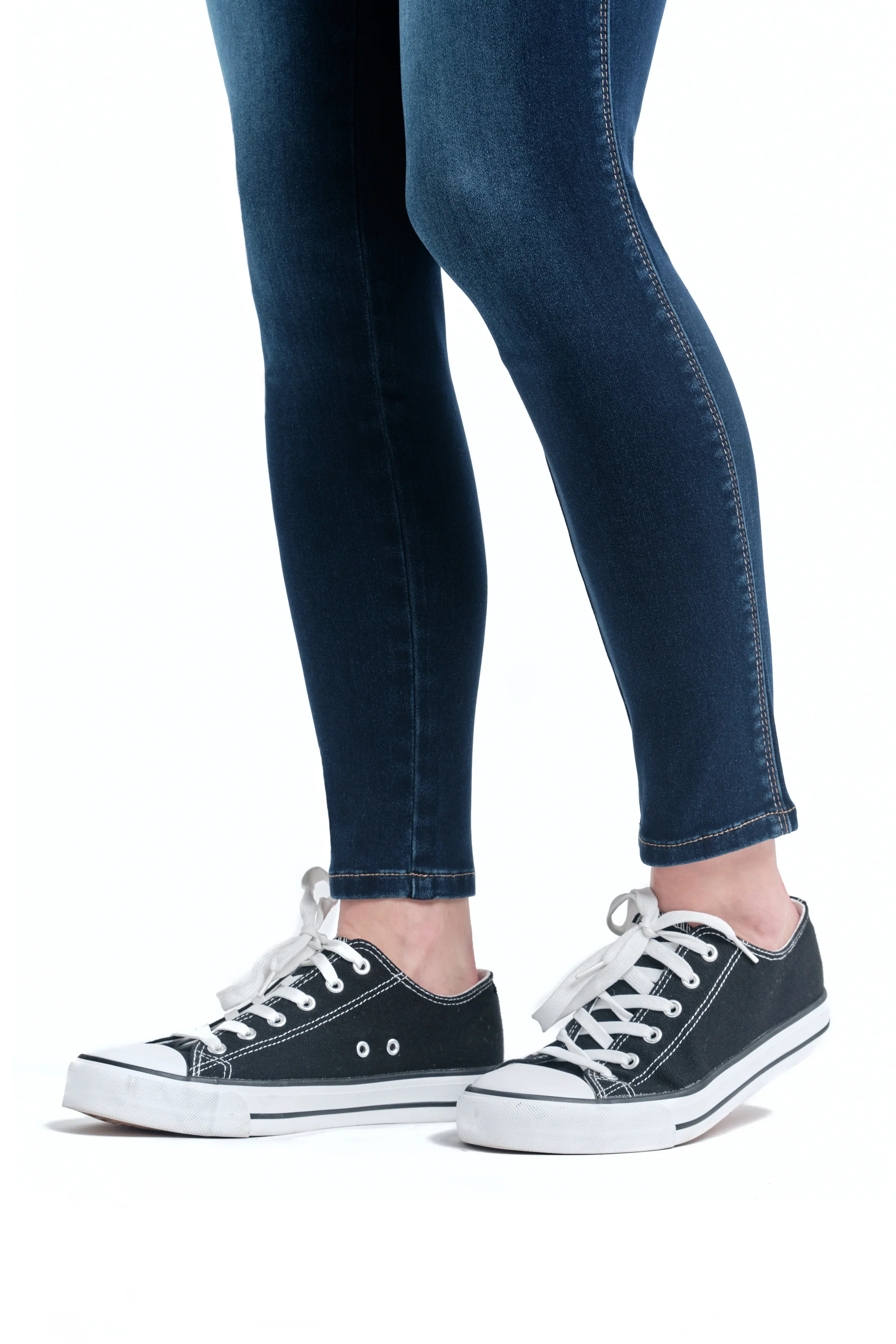 Gia Butter Ankle Skinny in Raquel