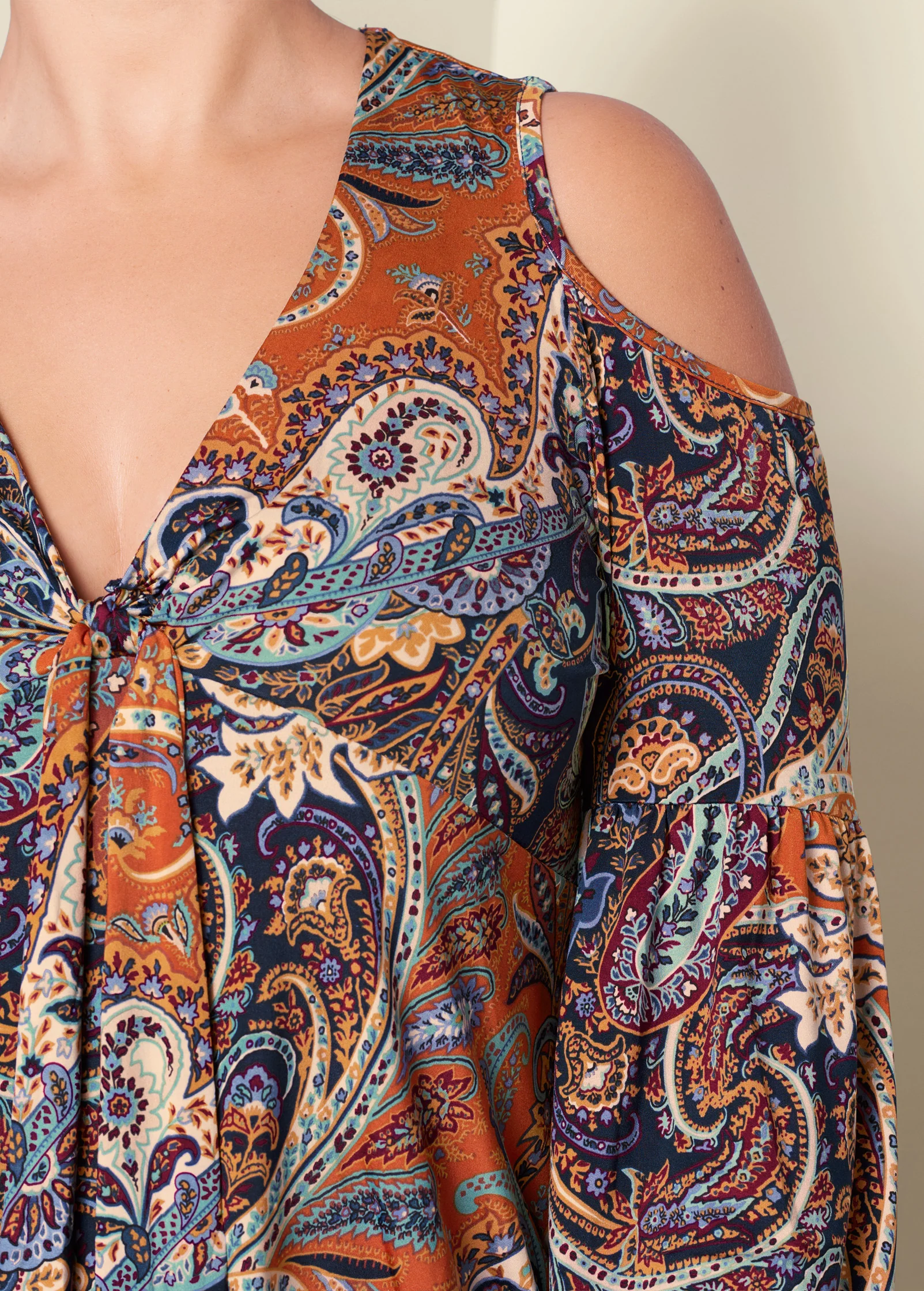 Cold-shoulder paisley top - Orange Multi