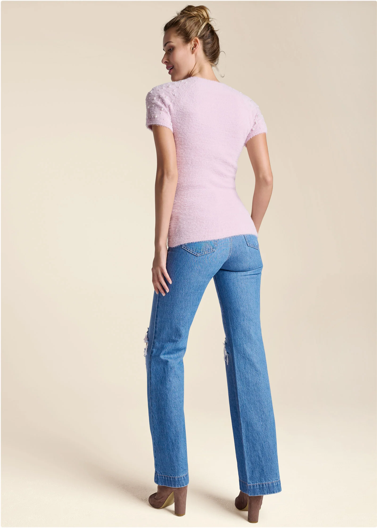 Cozy short sleeve pearl accent sweater - Lilac