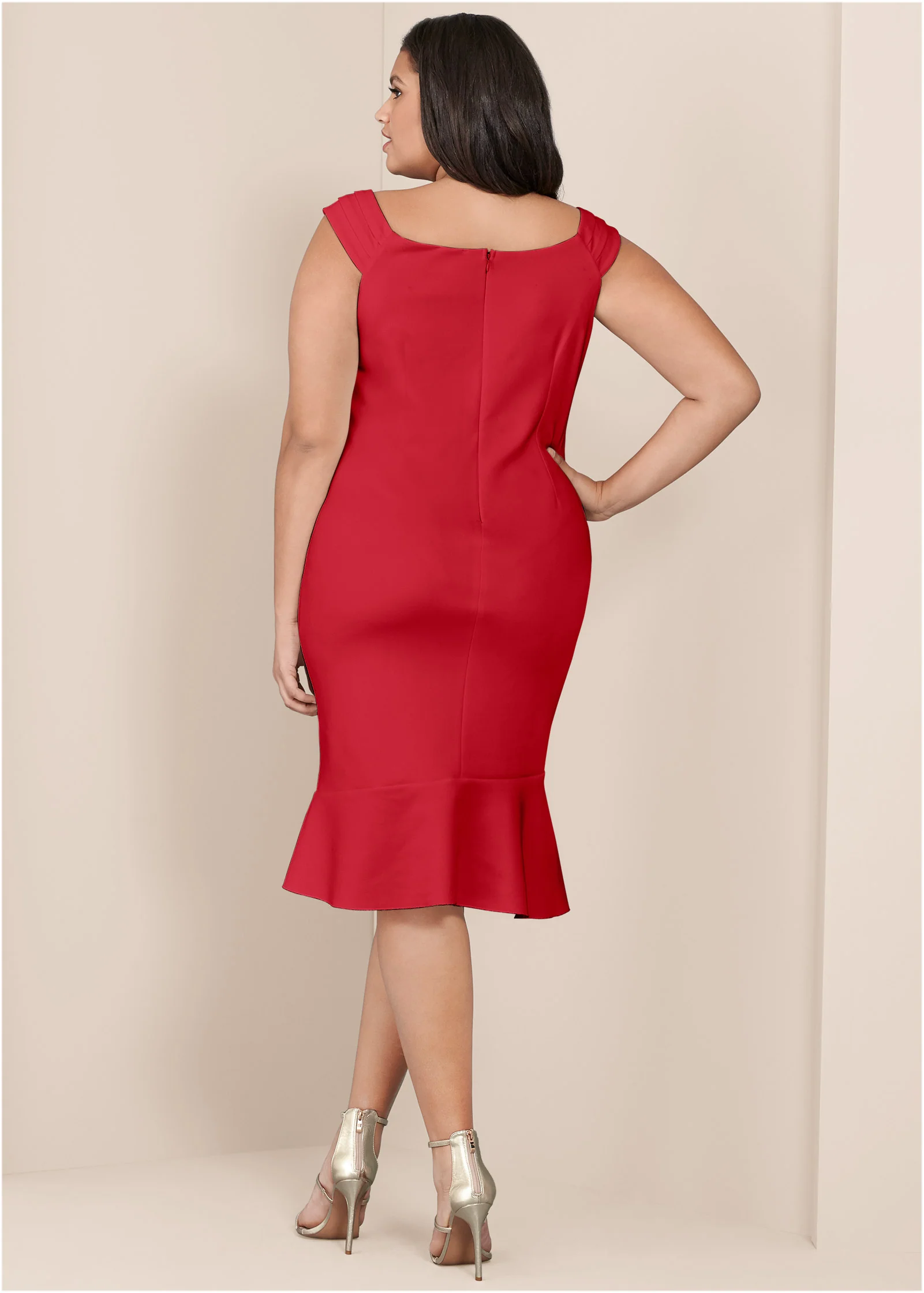 Ruffle Detail Dress - Red