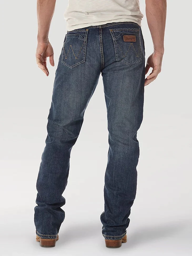 Wrangler® Retro® Men's Slim Fit Bootcut Jean
