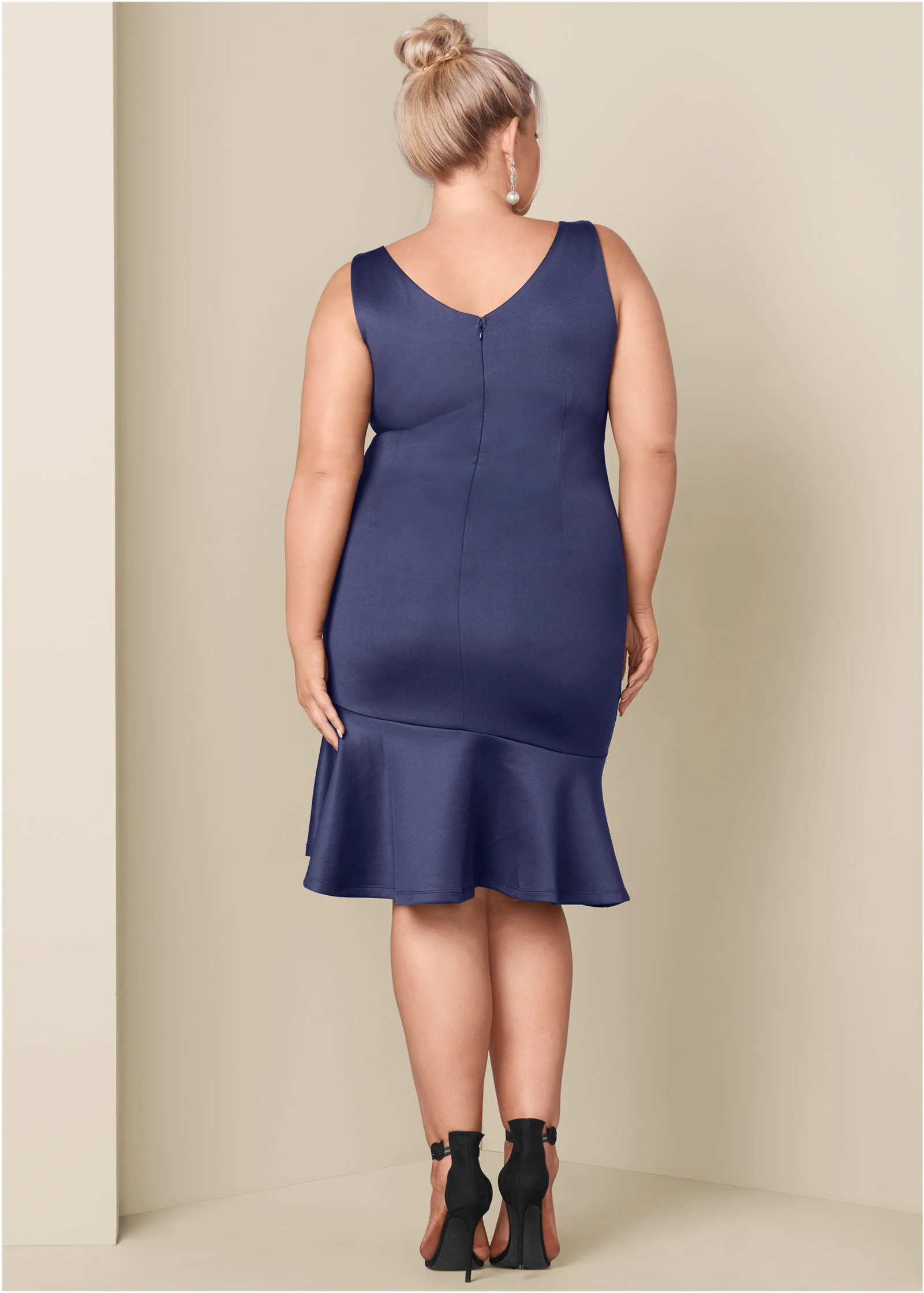 Ruffle trim detail dress - Navy
