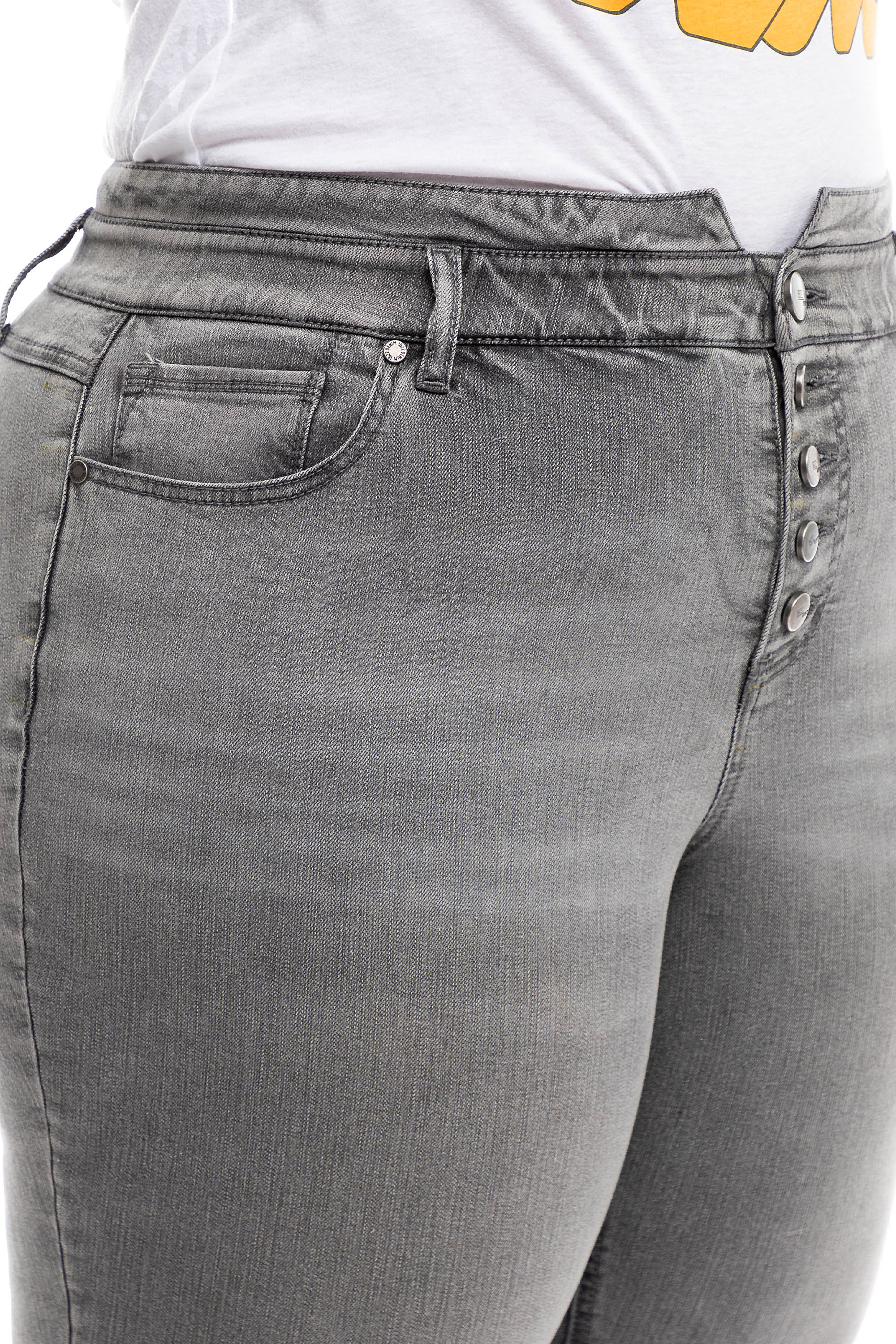 Plus High Rise Relaxed Skinny in Viena