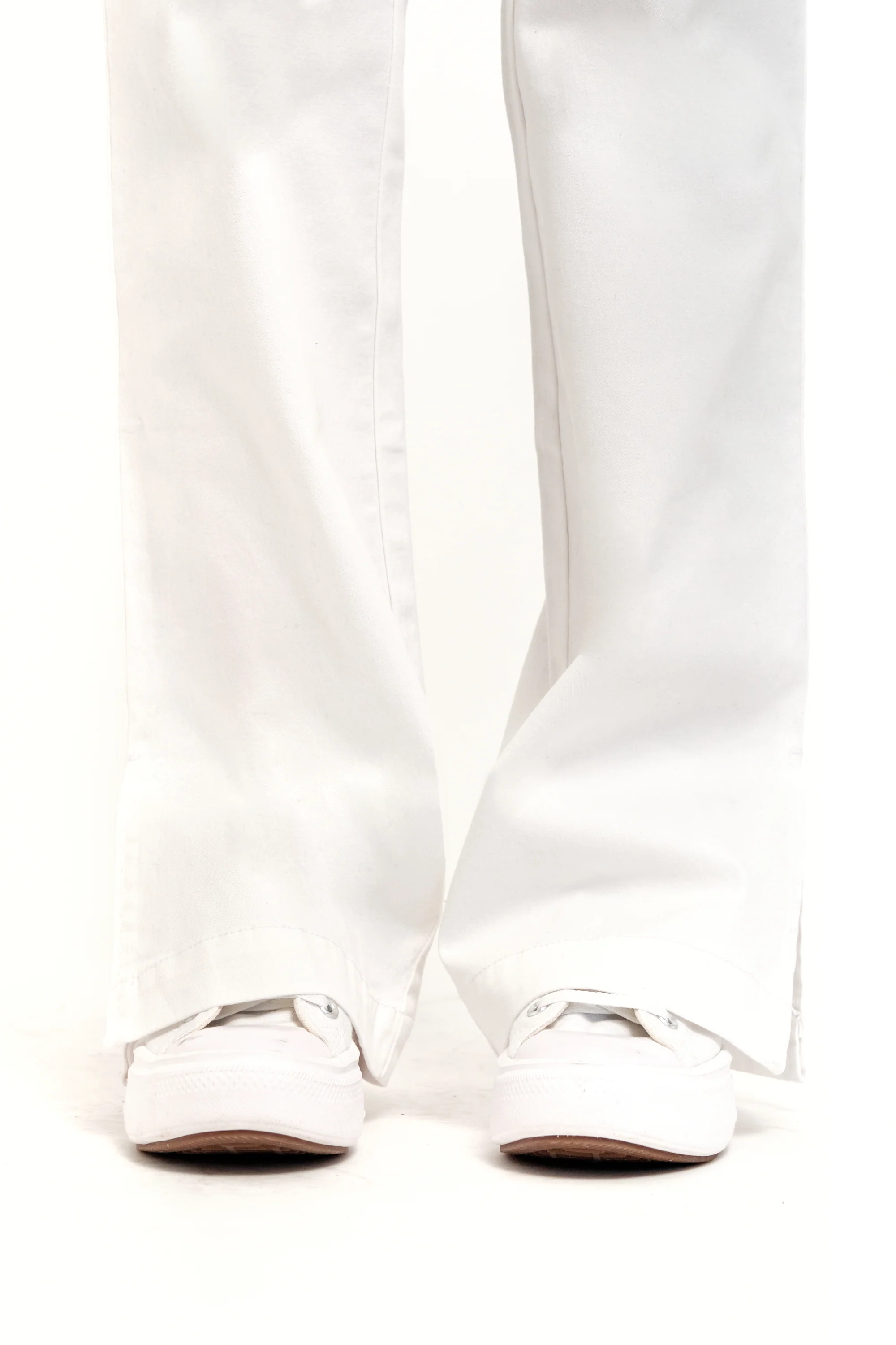 Twill Cargo Boot W/ Slit in White