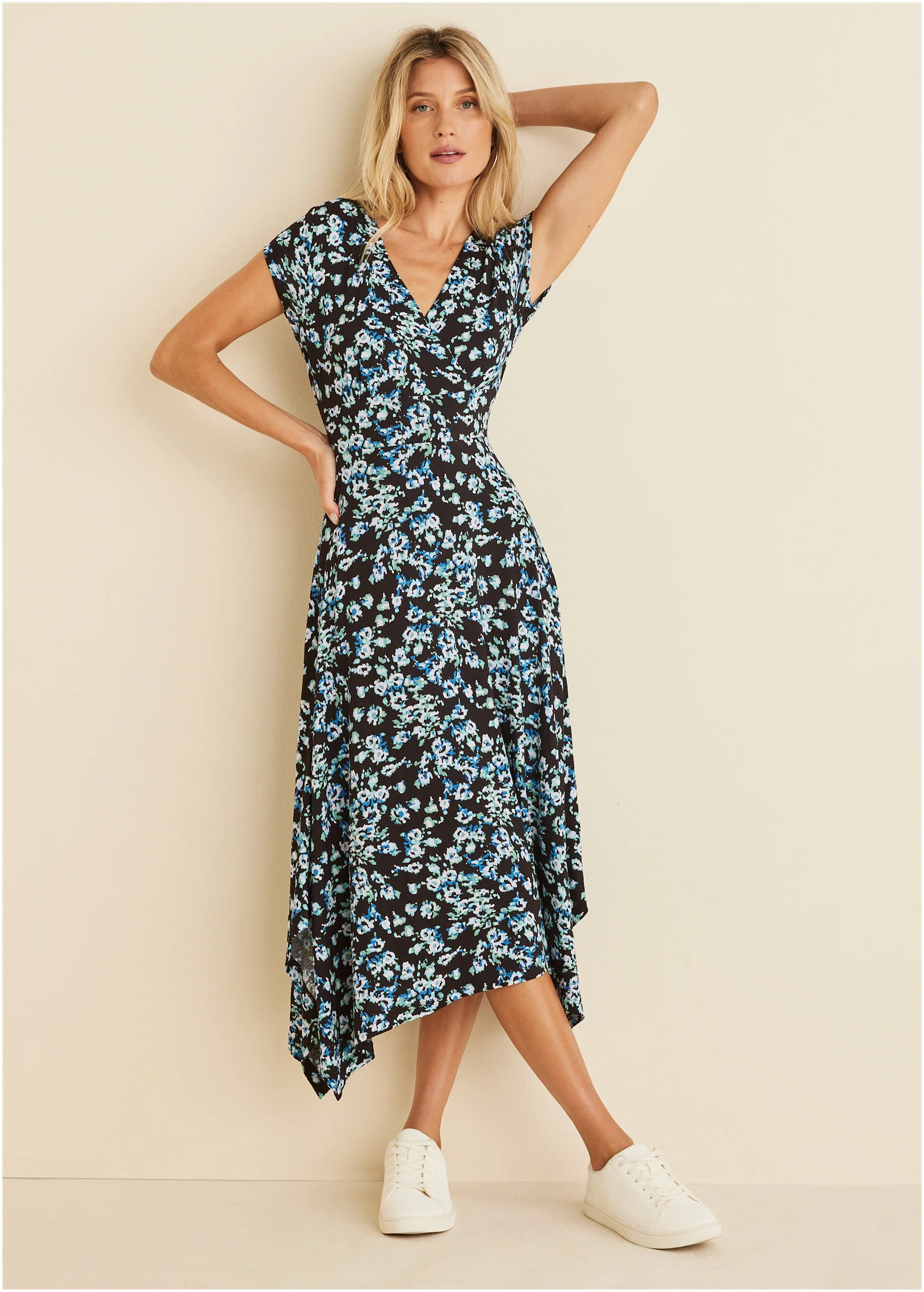 Floral Printed Dress - Black & Blue