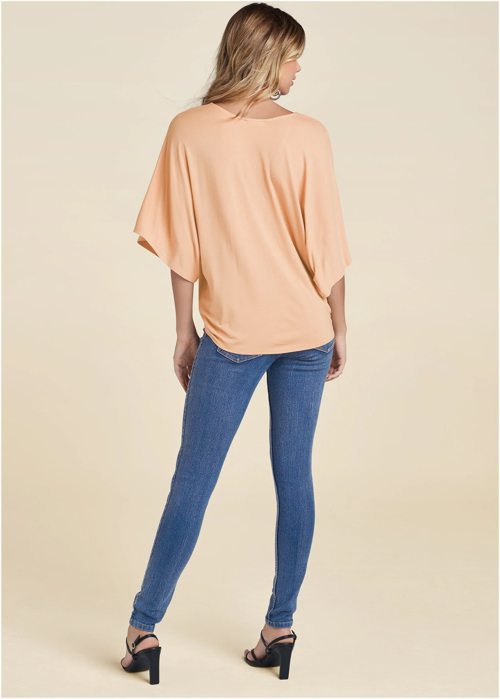 Knot twist V-neck tee - Blush