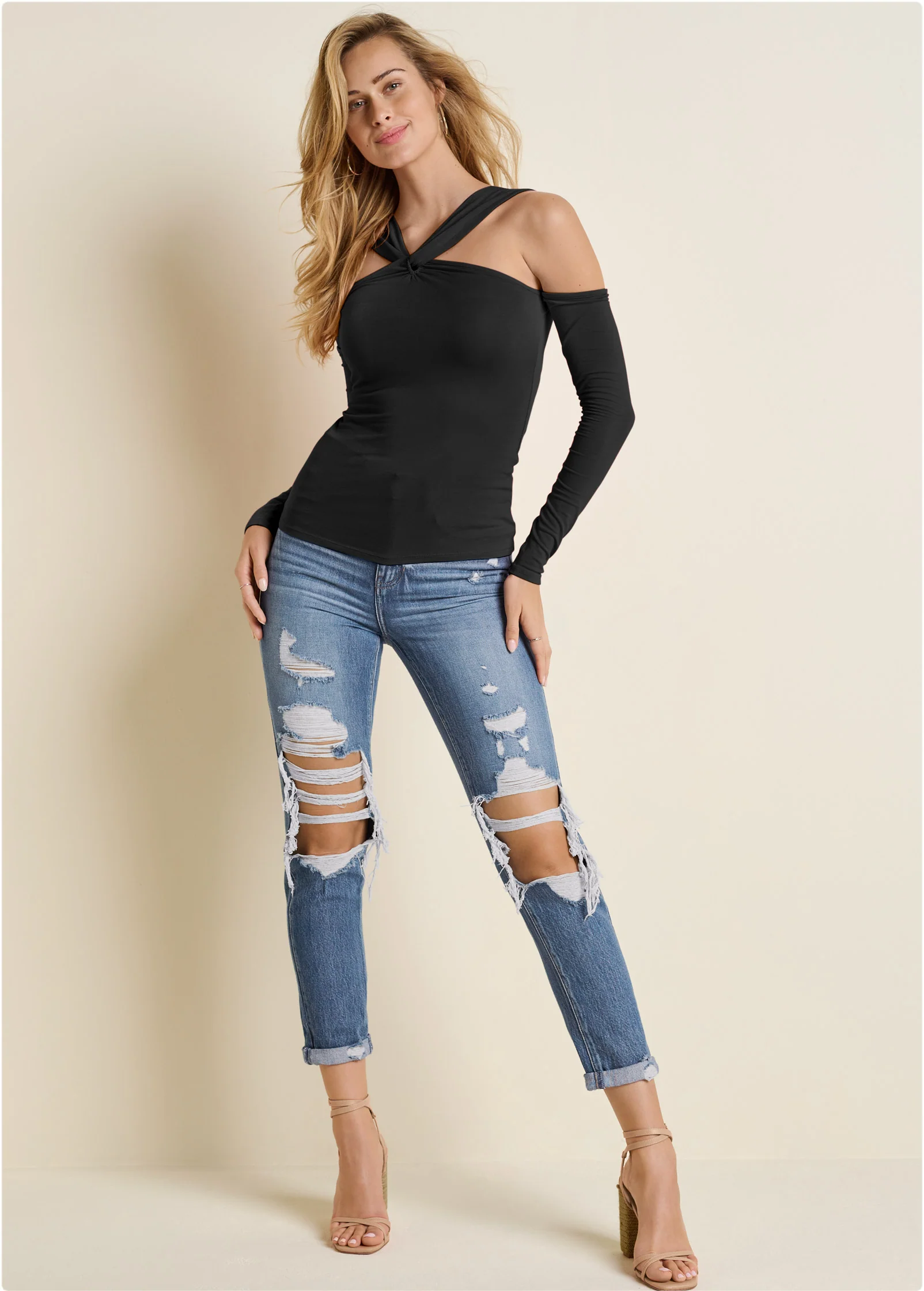 Cold-shoulder long sleeve top - Black