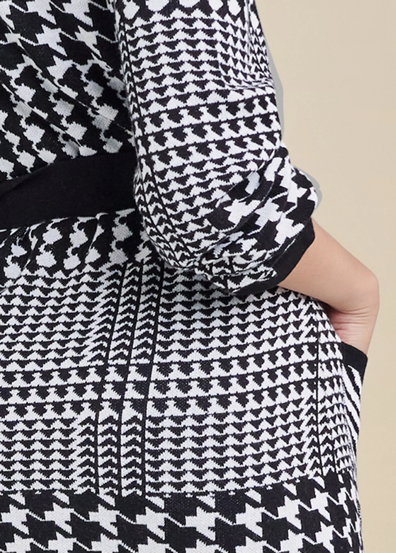 Hounds tooth wrap cardigan - Black & White