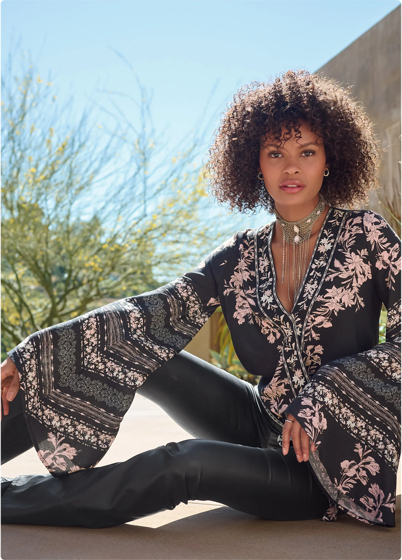 Bell sleeve print wrap top - Black Multi