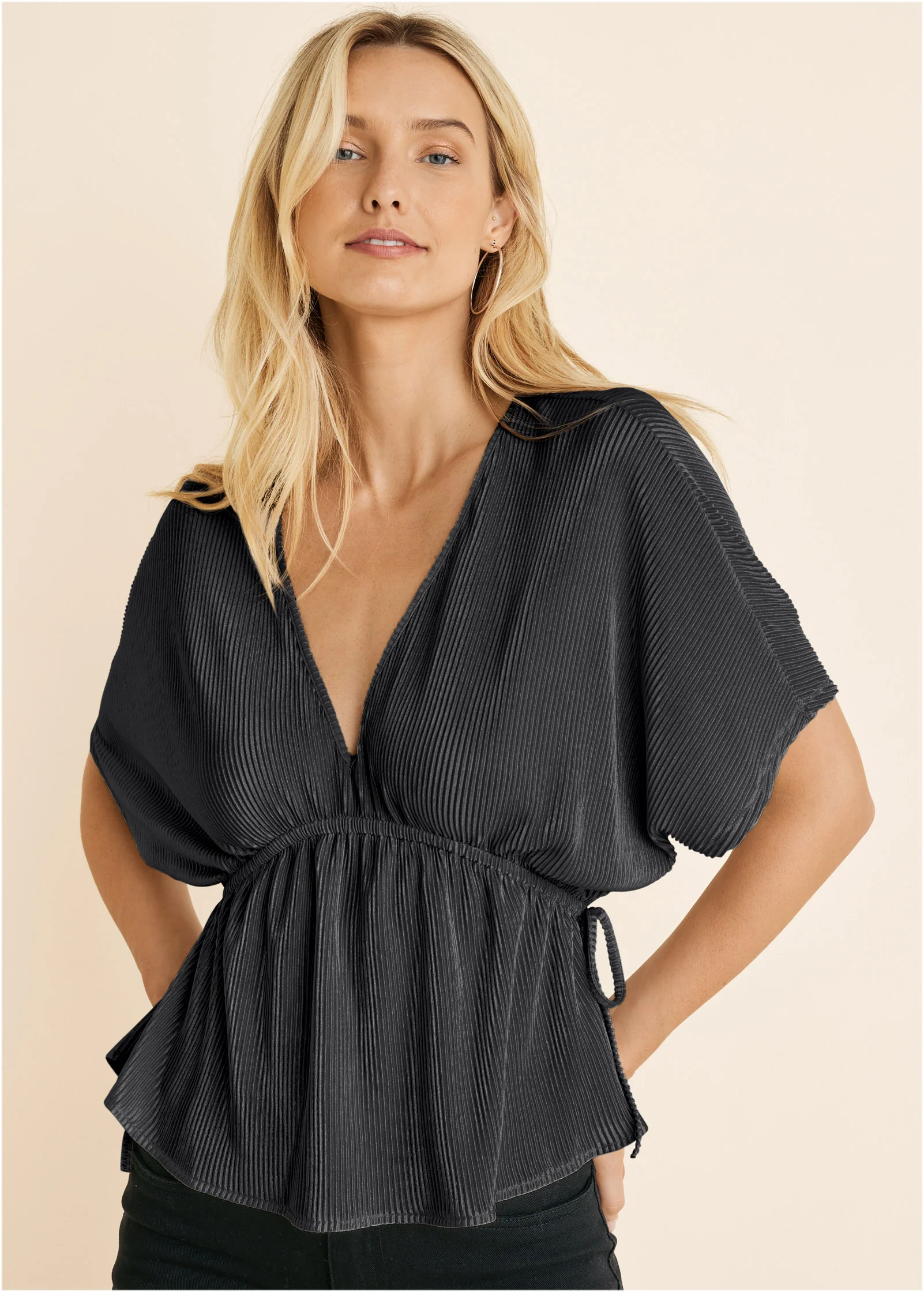 Plisse short sleeve blouse - Black