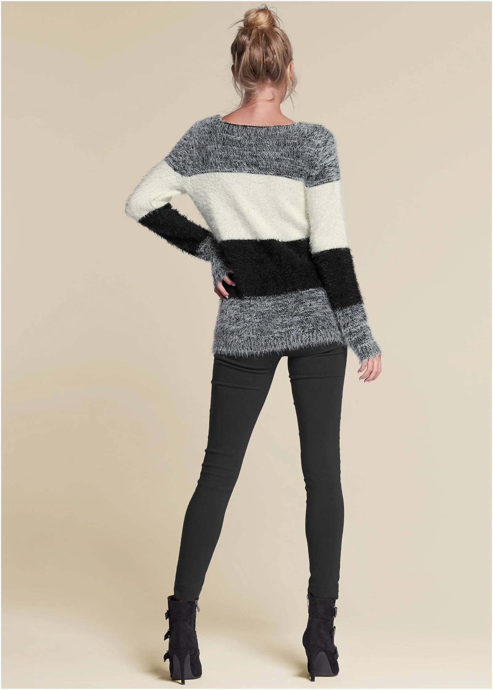 Striped cozy sweater - Black Multi