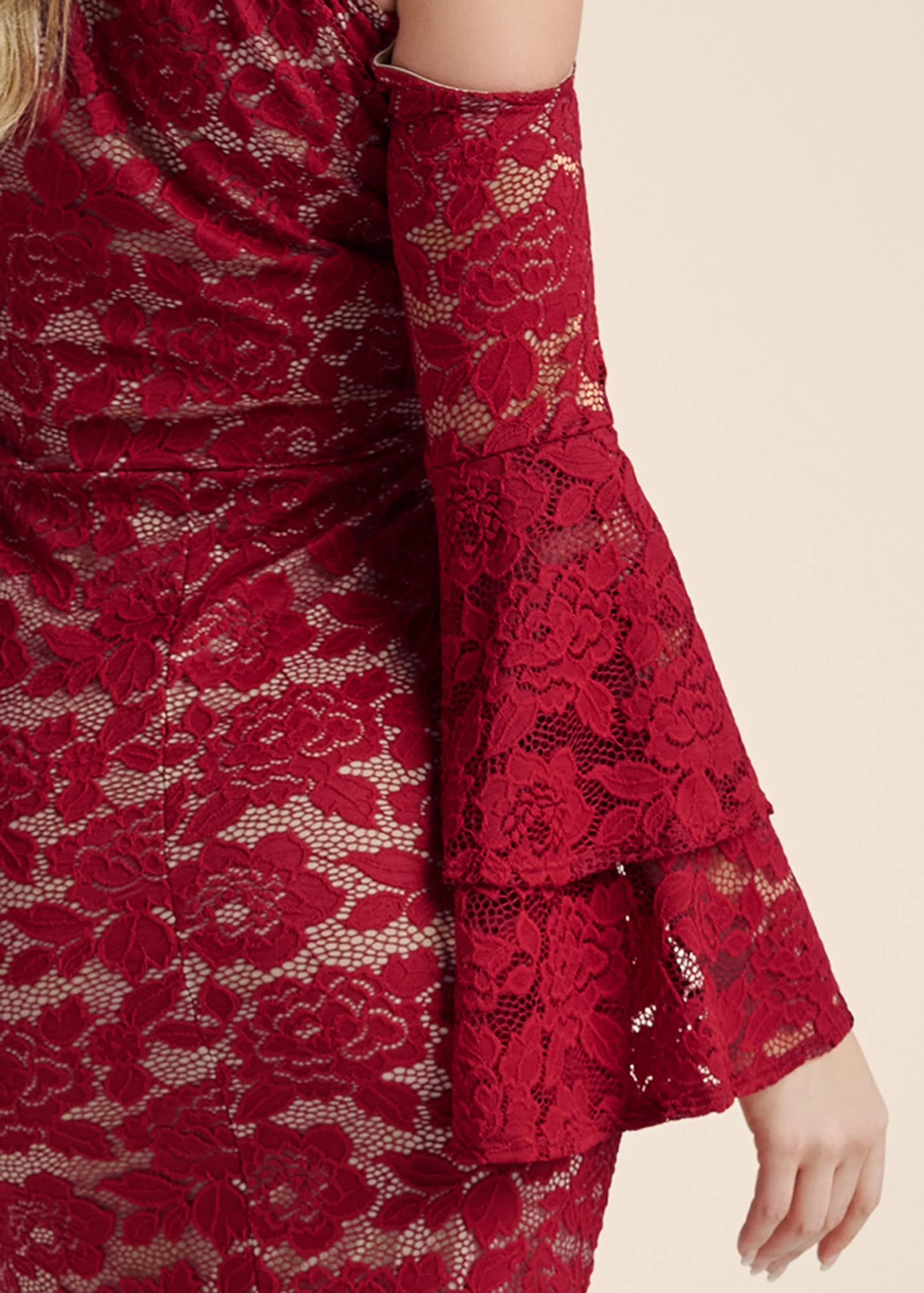 Lace midi dress - Red & Nude