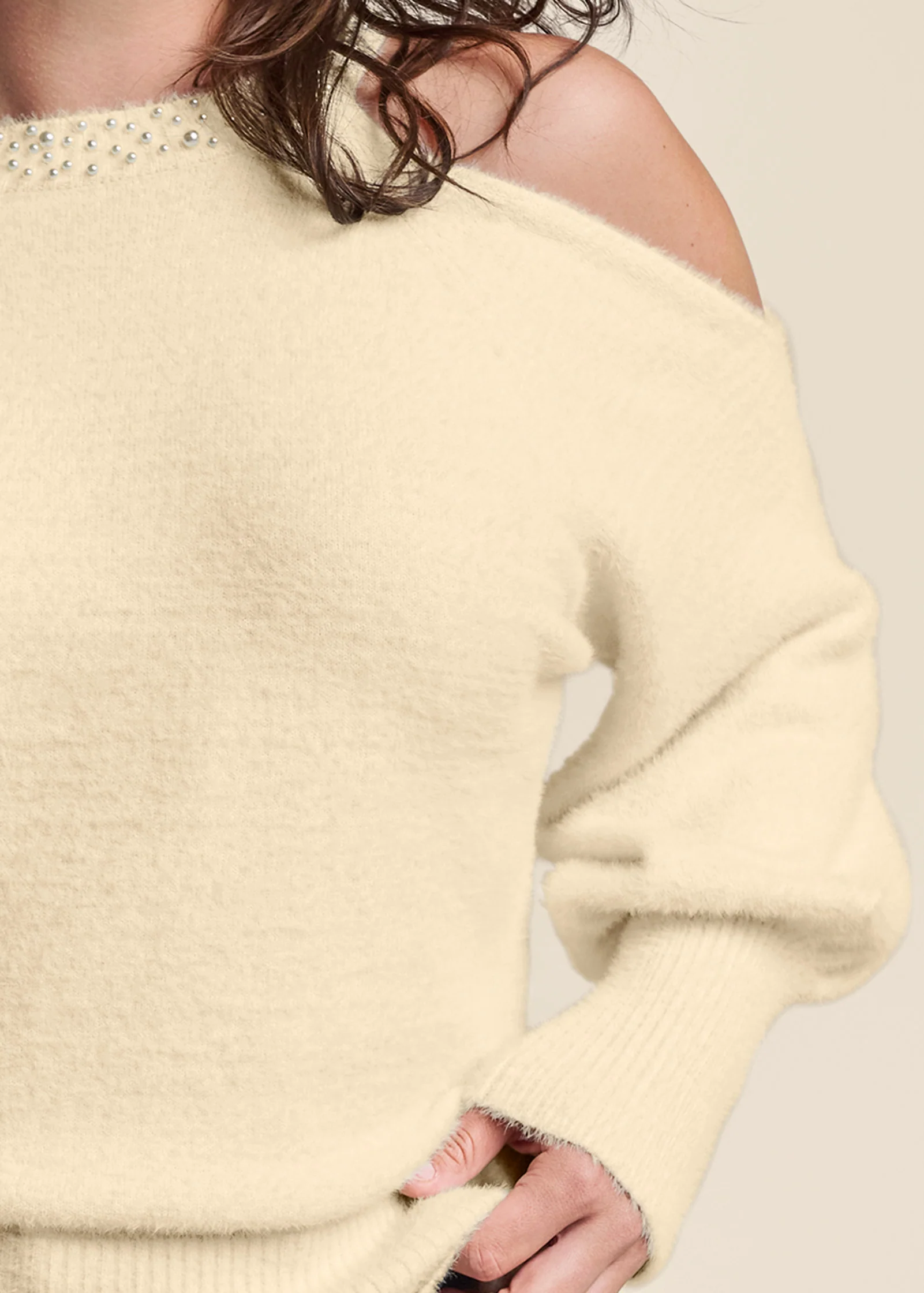 Cozy cold shoulder pearl accent sweater - Off White