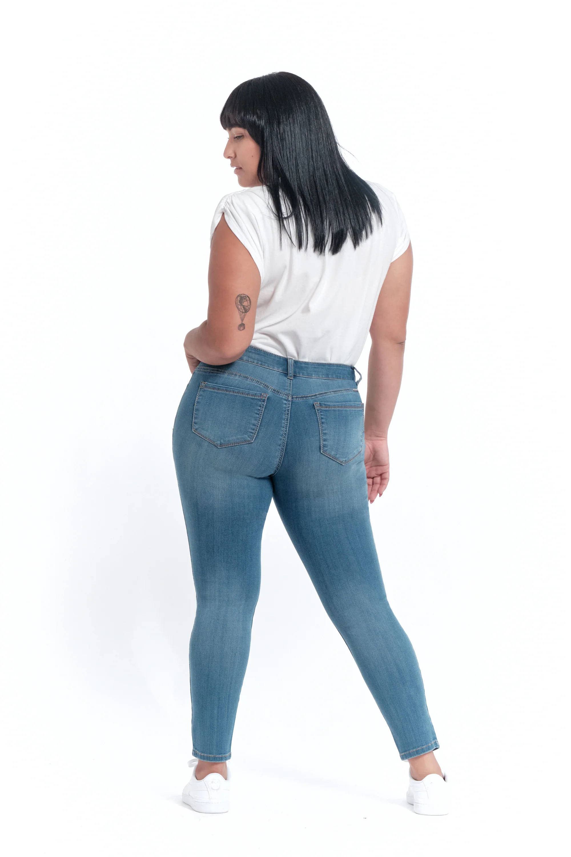 Curvy Silk Denim Skinny in Lola