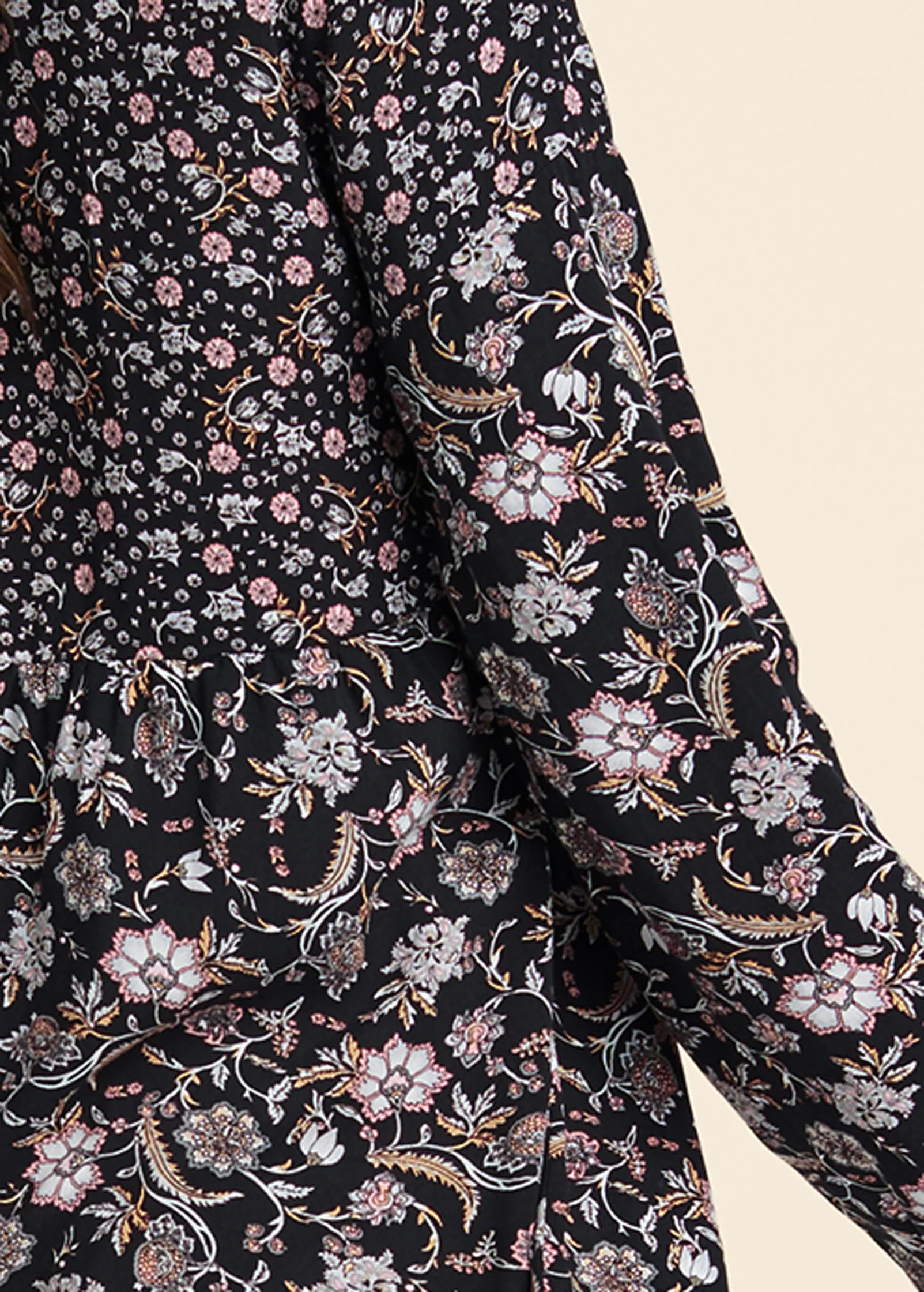 Floral printed top - Black Multi