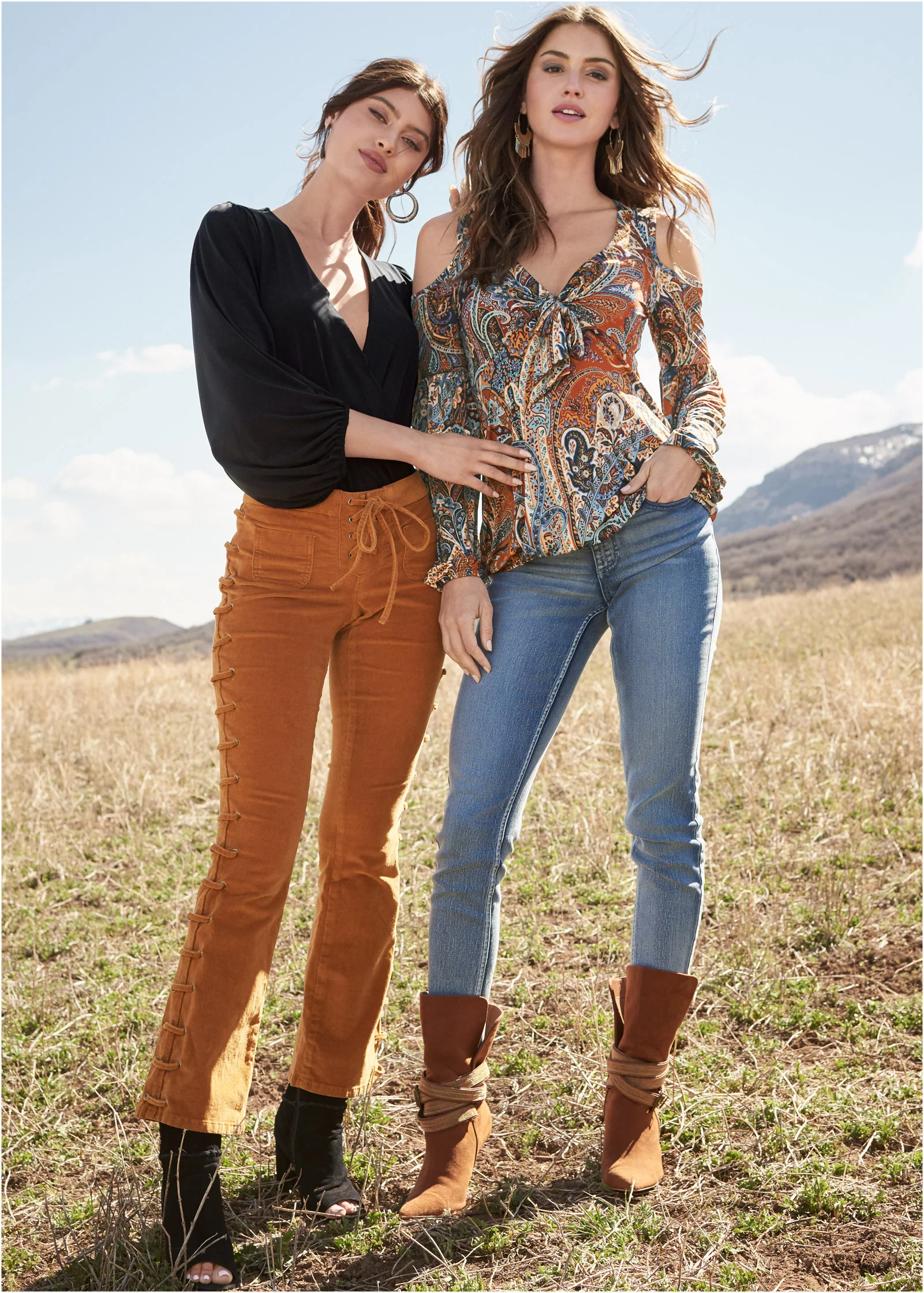 Cold-shoulder paisley top - Orange Multi