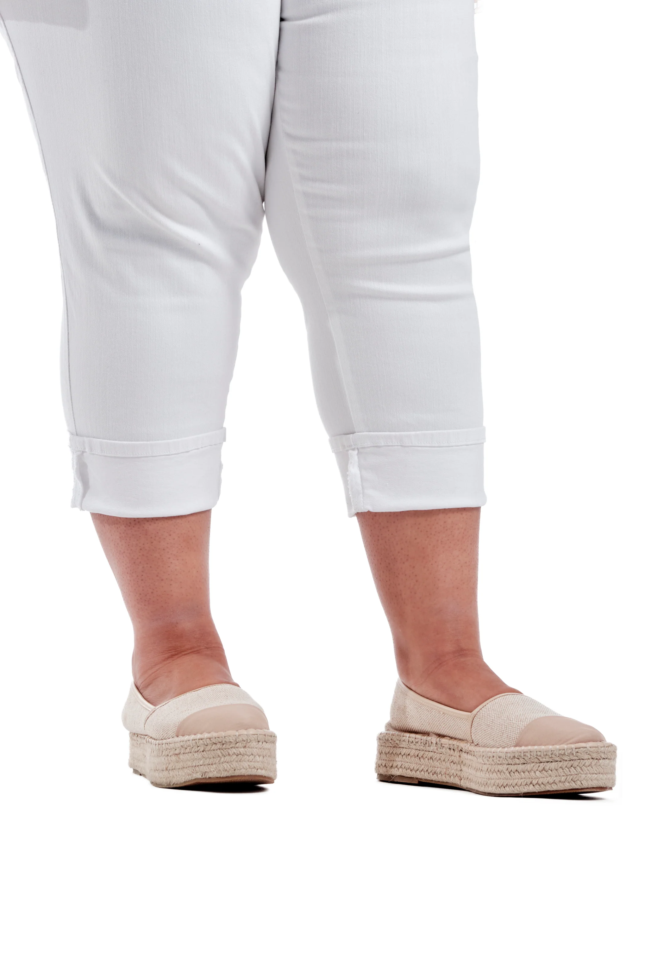 Plus Cuff Capri in White
