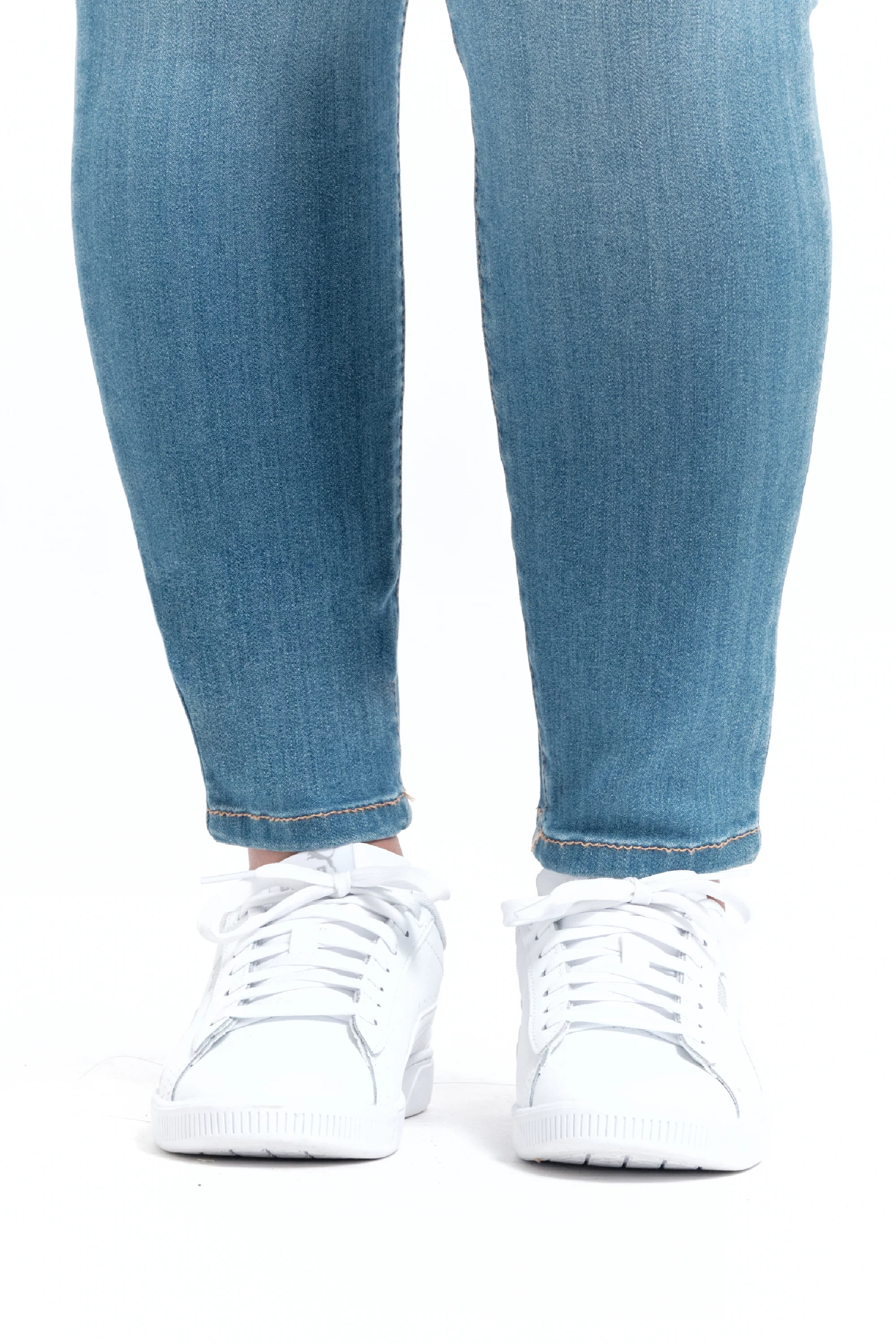 Curvy Silk Denim Skinny in Lola