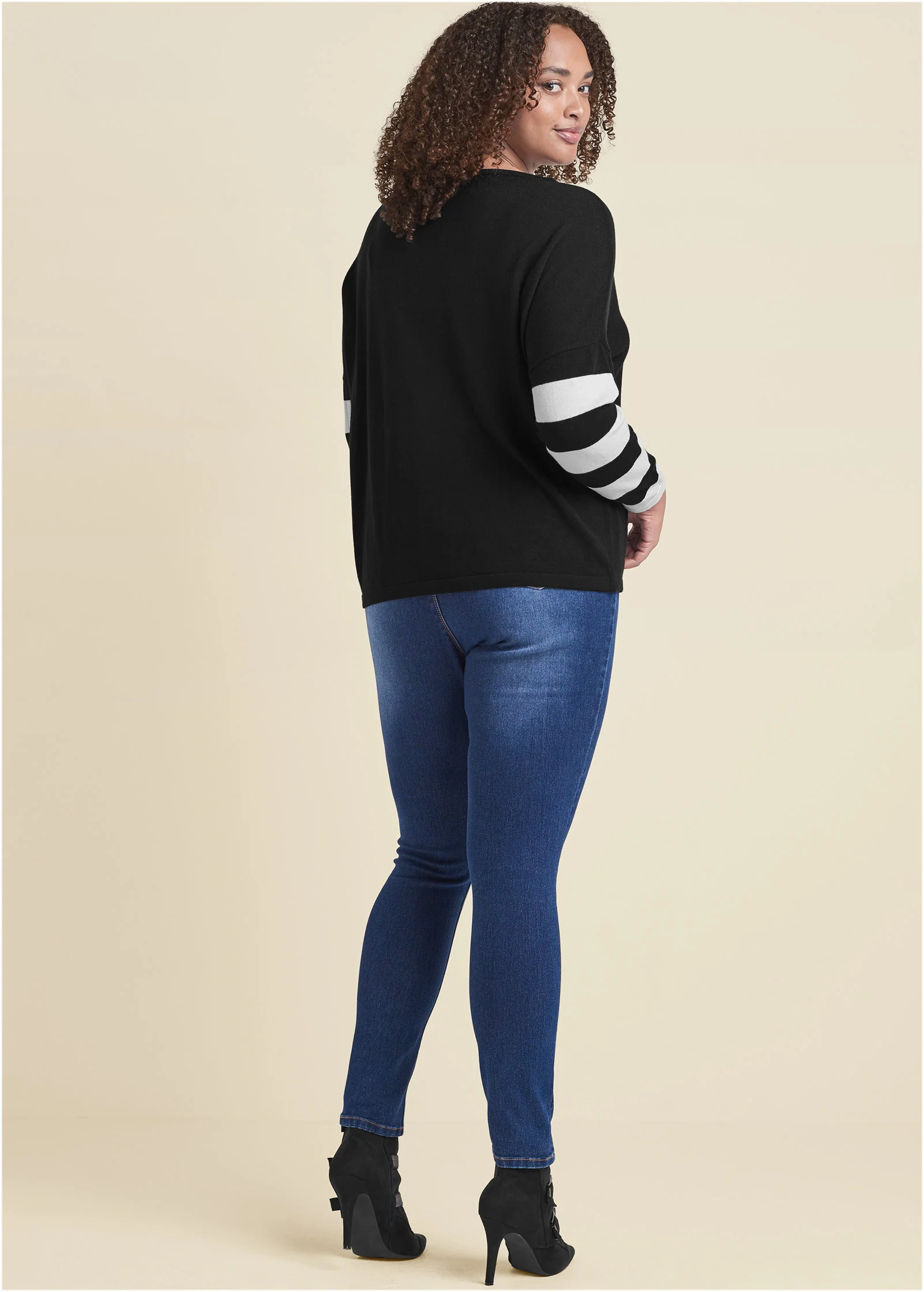 Stripe sleeve sweater - Black & White