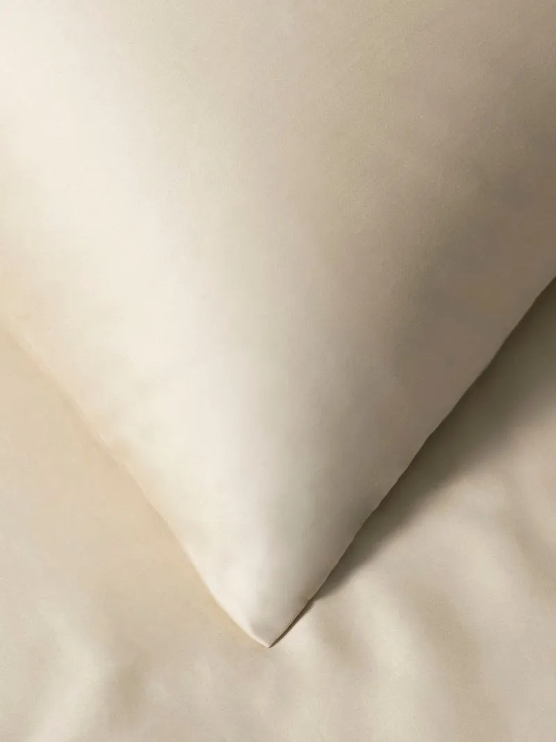 Grace Most Lustrous Gold Seal Certified Egyptian Cotton 400 Thread Count Pillowcase Set Champagne