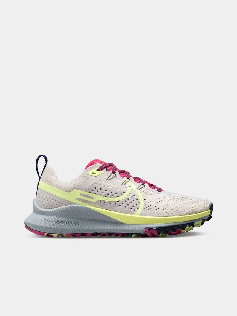 Womens Nike React Pegasus Trail 4 Platinum Trail Running Shoes