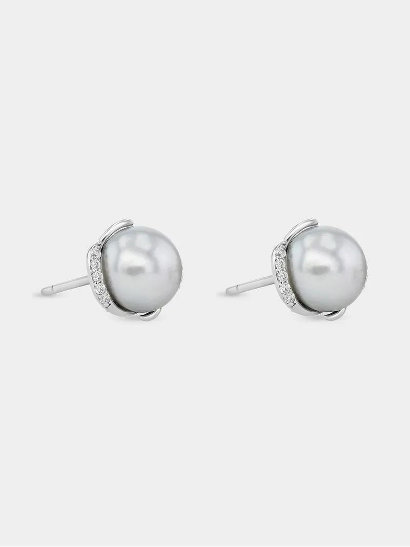 Sterling Silver Grey Freshwater Pearl Lily Pad Stud Earrings
