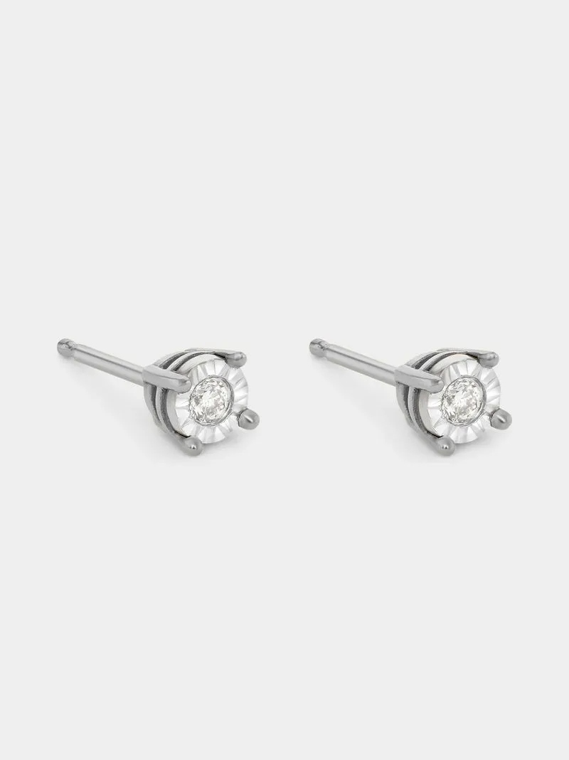 White Gold Diamond Illusion Solitaire Stud Earrings