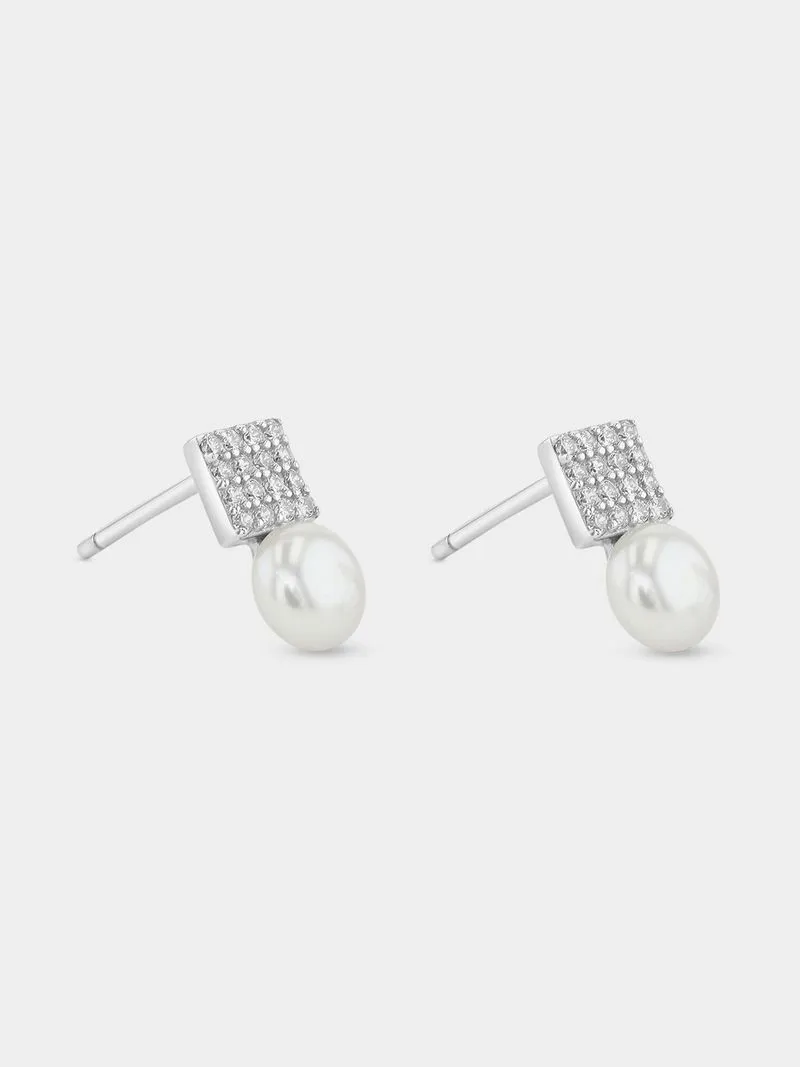 Sterling Silver Female Pearl Cluster Stud Earrings