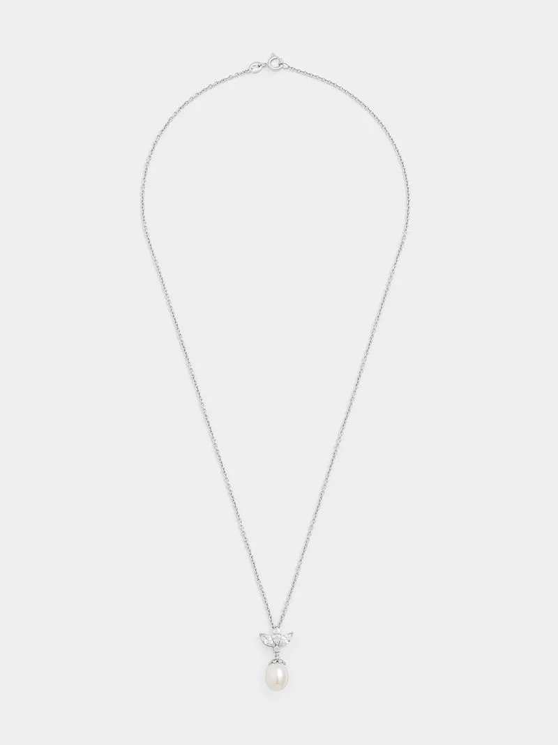 Cheté Sterling Silver Freshwater Pearl Marquise Pendant