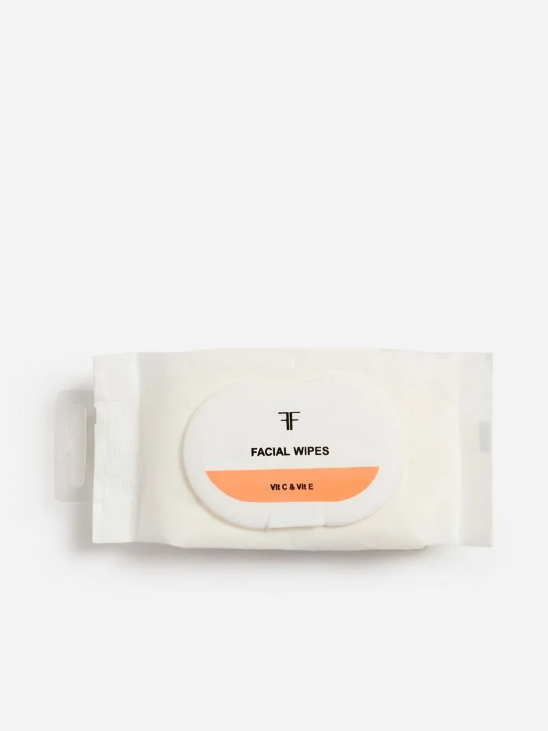 Foschini All Woman Facial Wipes Vitamin C & Vitamin E