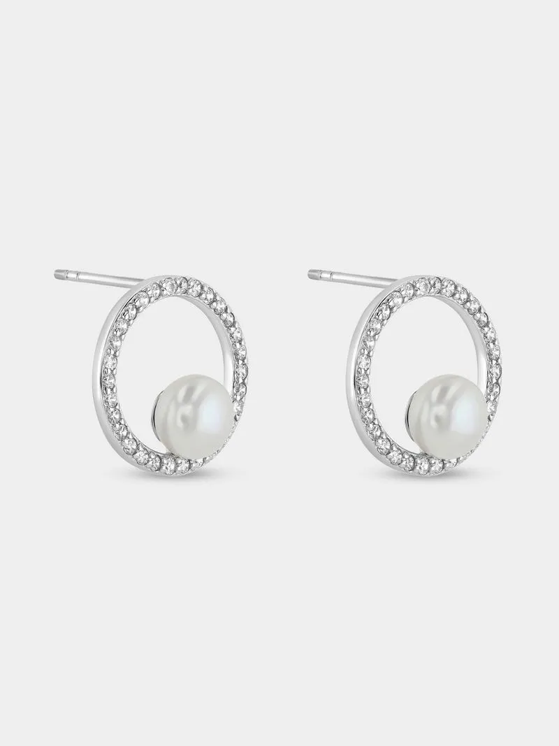 Sterling Silver Freshwater Pearl Circle Stud Earrings