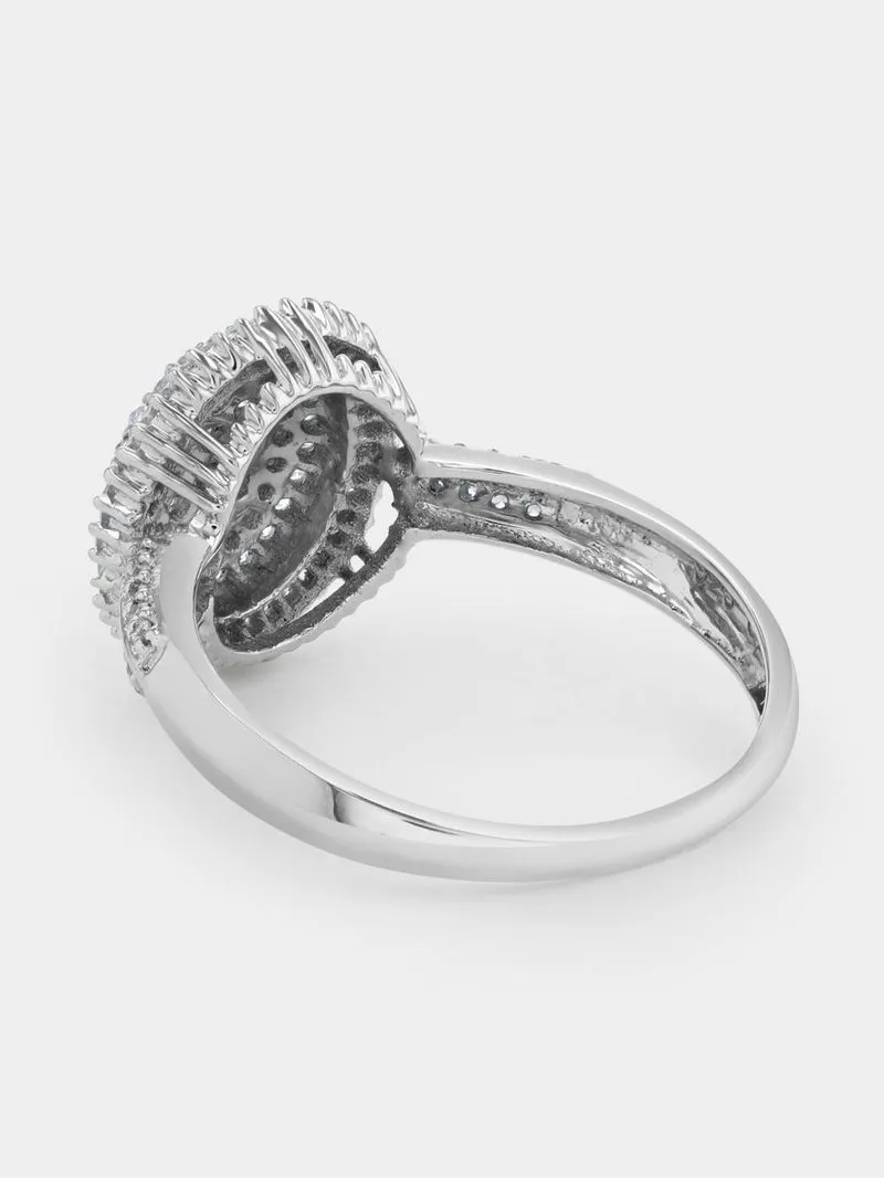 White Gold 0.50ct Diamond Oval Cluster Illusion Women’s Ring