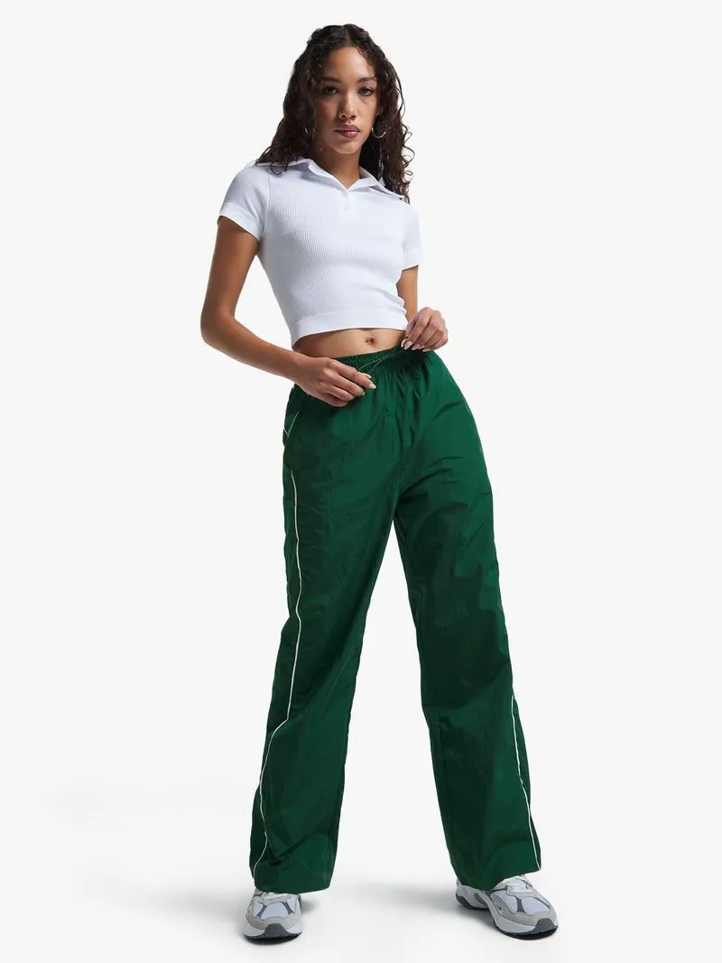Nike Women's Windrunner High-Waisted Woven Open-Hem Green Trousers