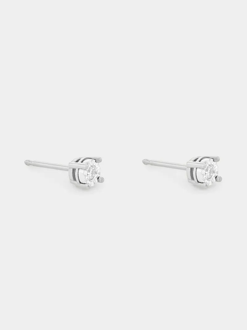 White Gold Diamond Illusion Solitaire Stud Earrings