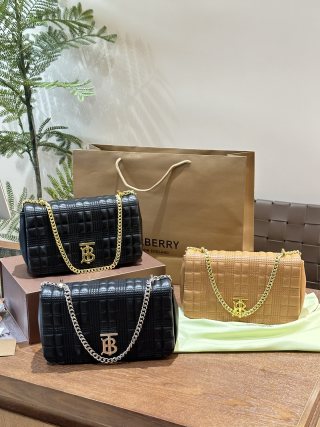 Burberry Bag BUR649