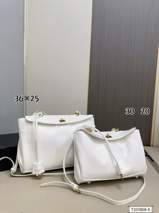 Balenciaga Bag BA674