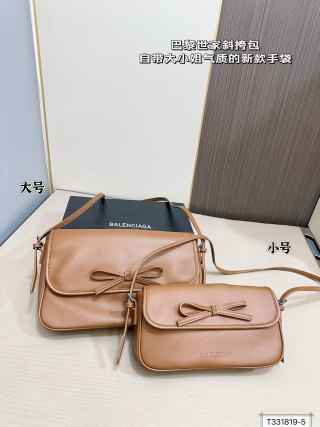 Balenciaga Bag BA672