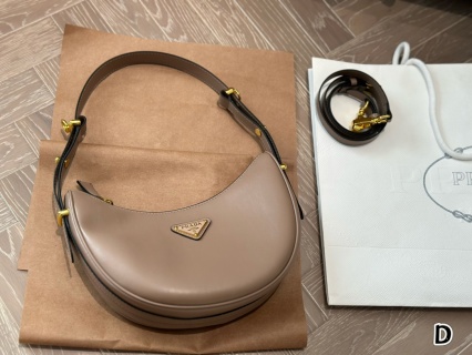 Prada Bag PR1401