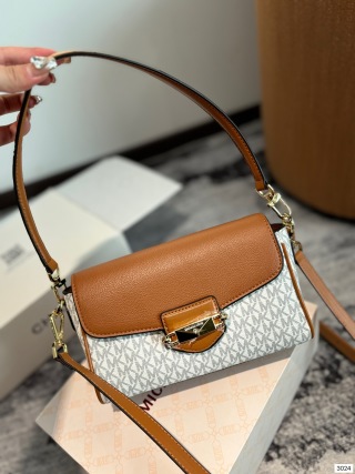 Michael Kors Bag MK669