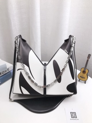 Givenchy Bag GV017