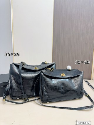 Balenciaga Bag BA674