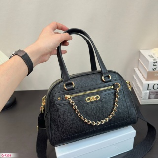 Michael Kors Bag MK671