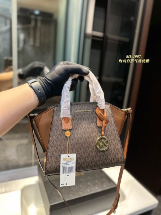 Michael Kors Bag MK662